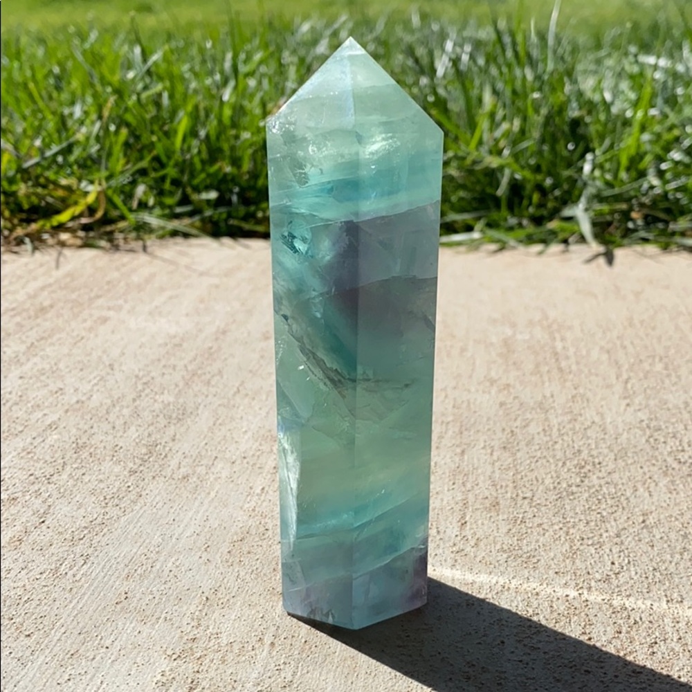 Fluorite point